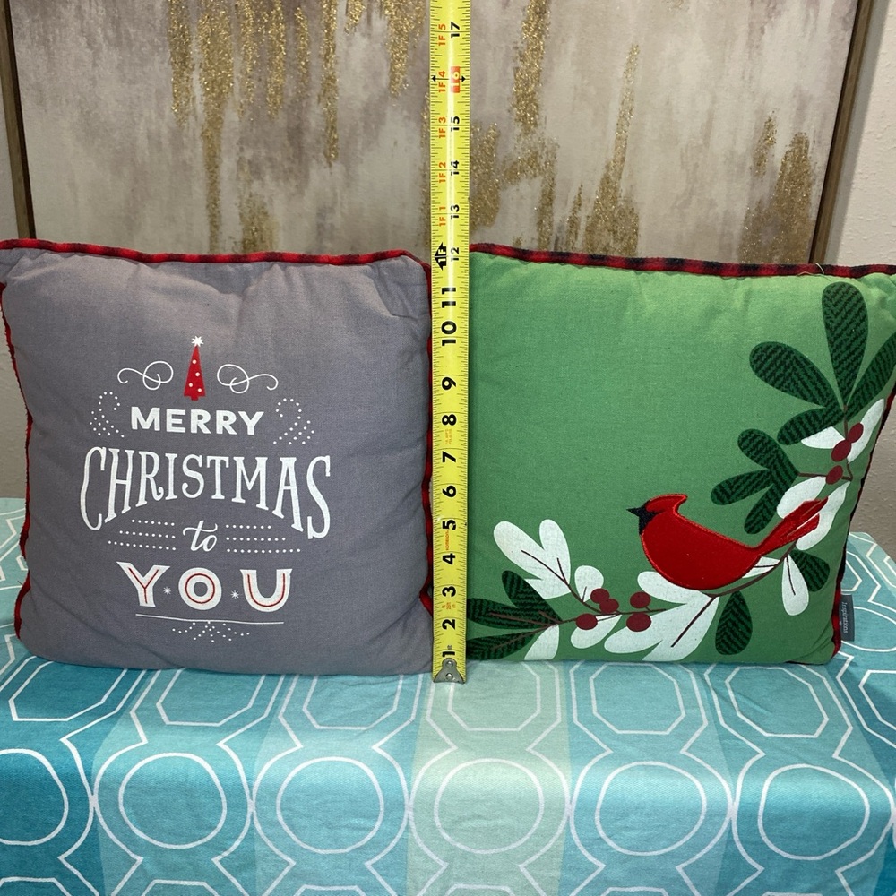 Festive Holiday Pillow Set - Gray and Green⭐️